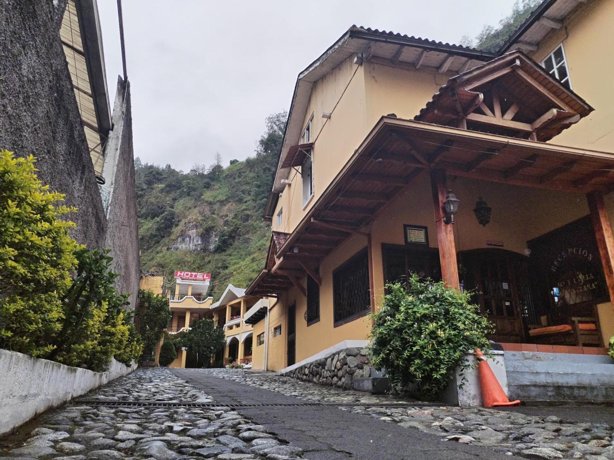 Hotel Villa Santa Clara بانيوس المظهر الخارجي الصورة